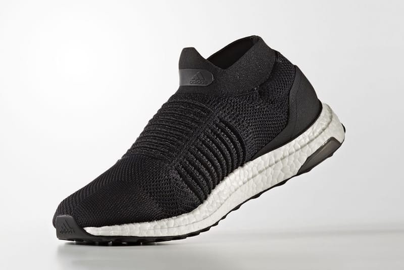 Adidas ultra boost laceless ltd outlet black