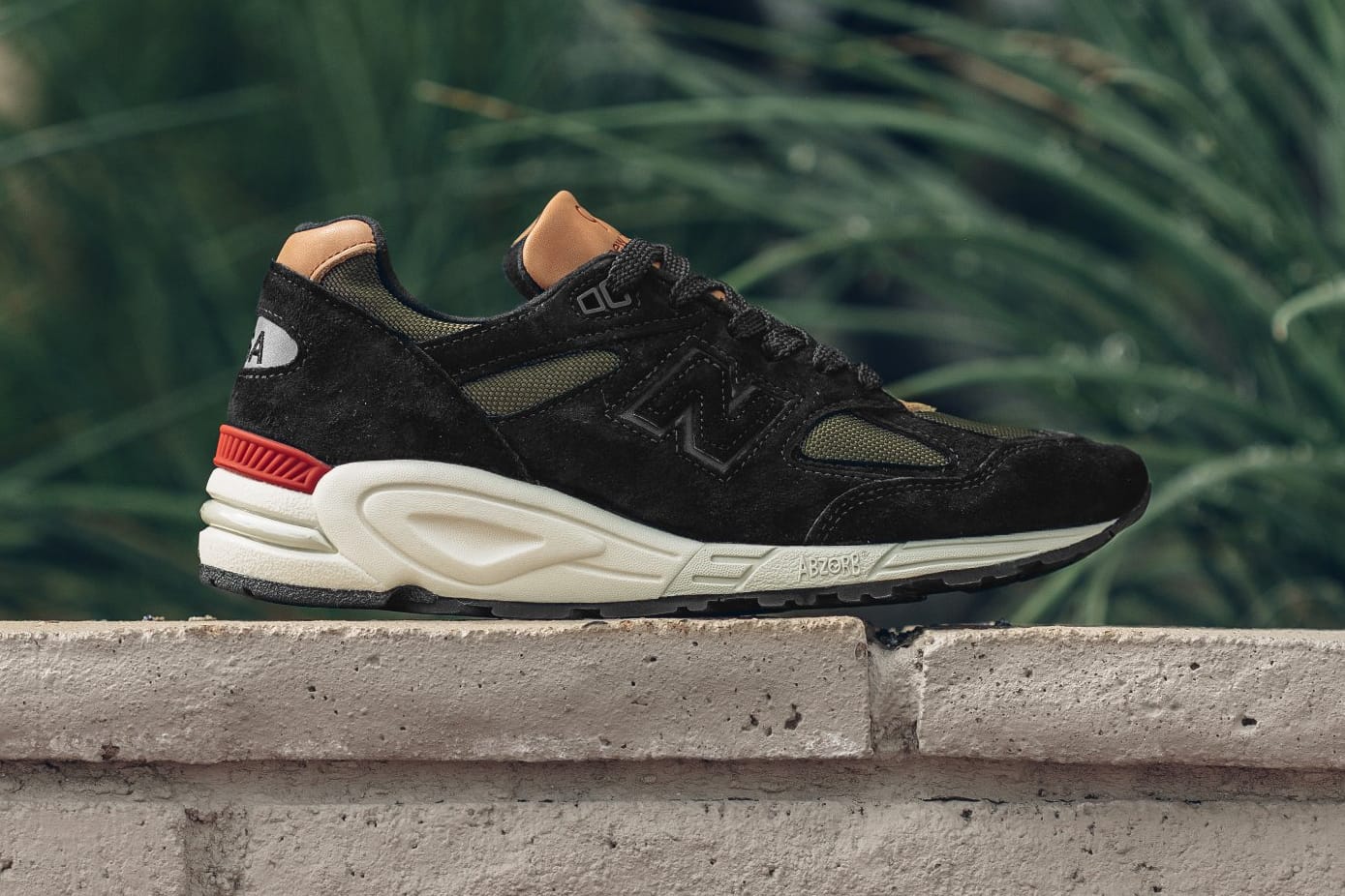 New Balance 990 Made in USA in Black & Green | Hypebeast