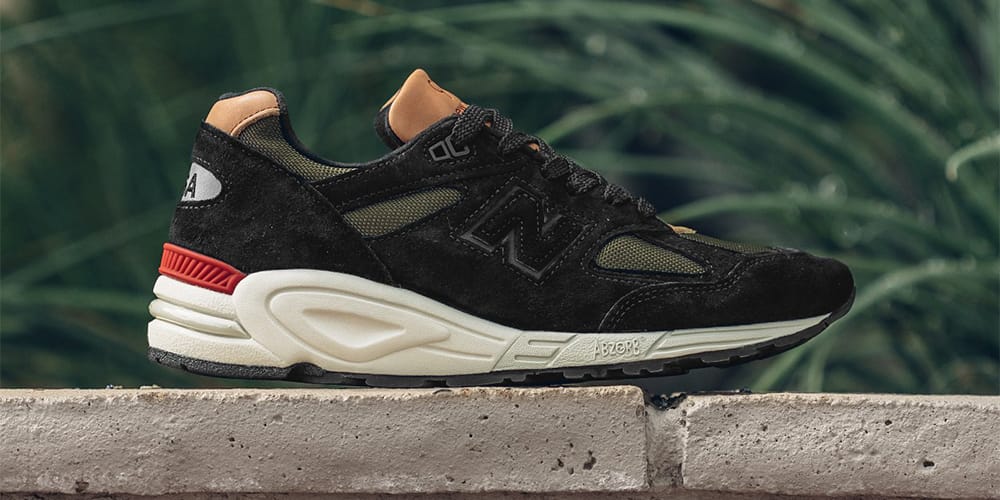 New Balance 990 Made in USA in Black & Green | HYPEBEAST