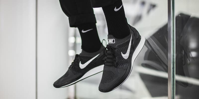 Air zoom outlet flyknit racer mariah