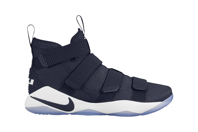 Lebron soldier 11 store all black