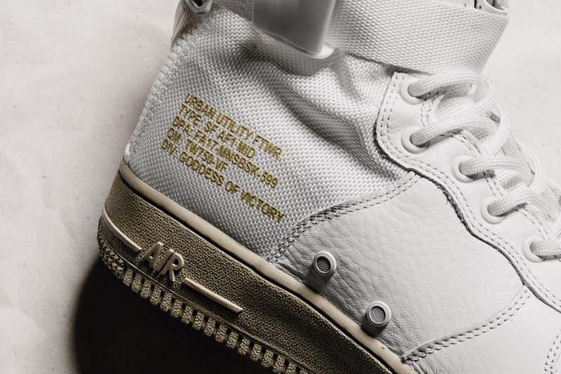 Nike sf af1 mid 2024 ivory