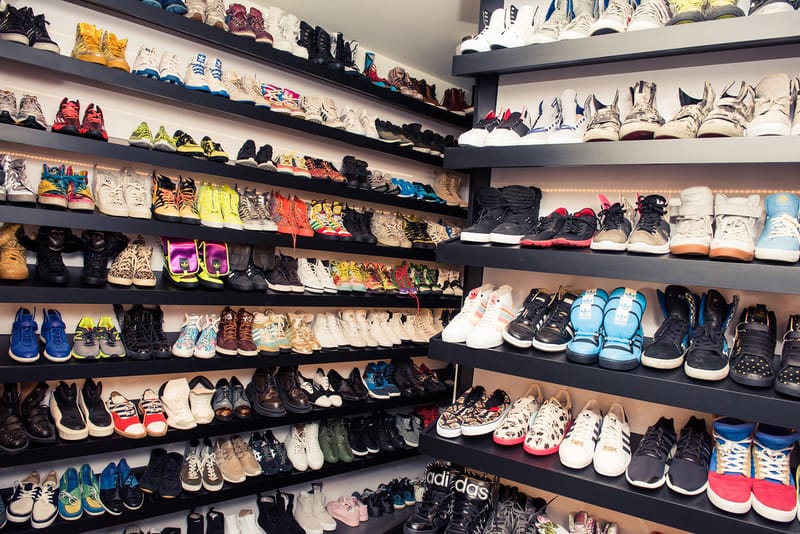 Hypebeast clearance shoe shelf