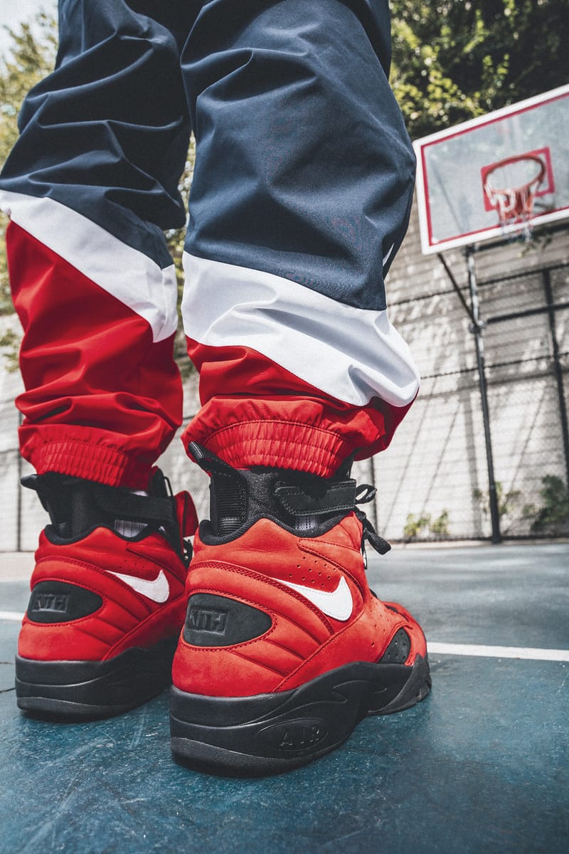 Nike air maestro clearance red