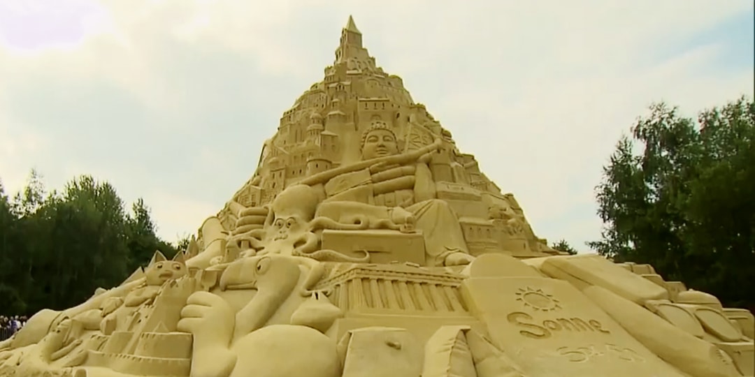 Полюбуйтесь самым высоким в мире замком из песка