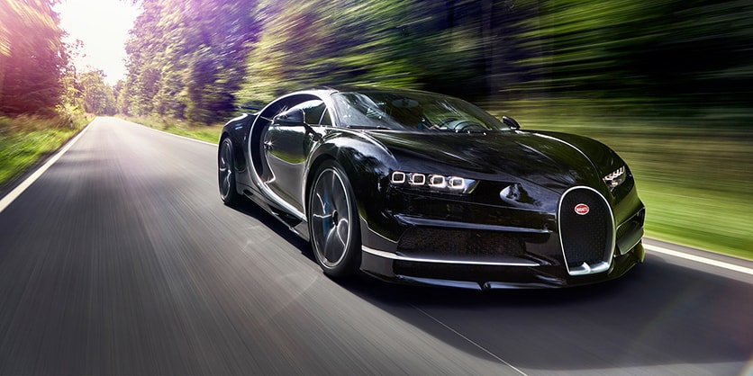 Поверхности Bugatti Chiron на продажу в Великобритании