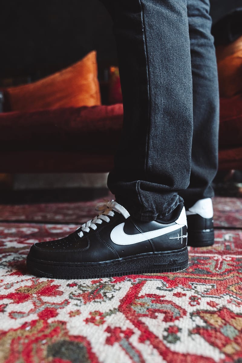 Air force 1 low script hot sale