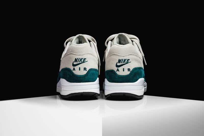 Air max store 1 jewel green