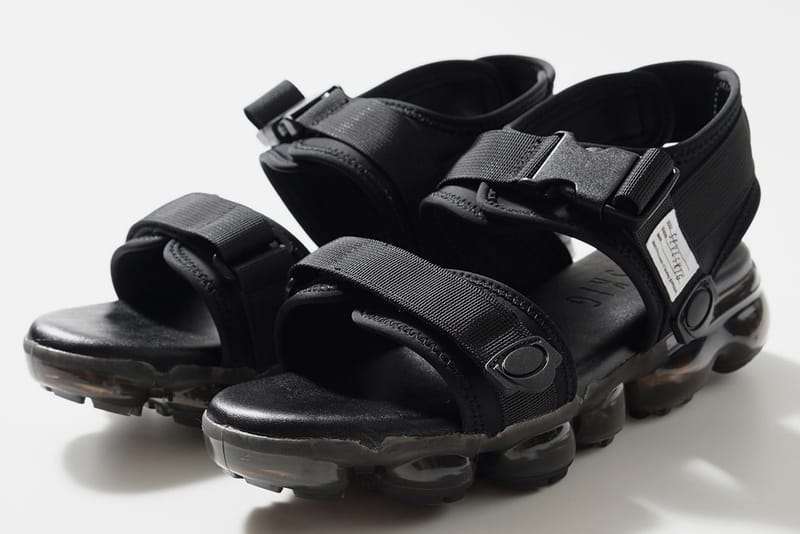 Nike sandals with discount air bubble and straps