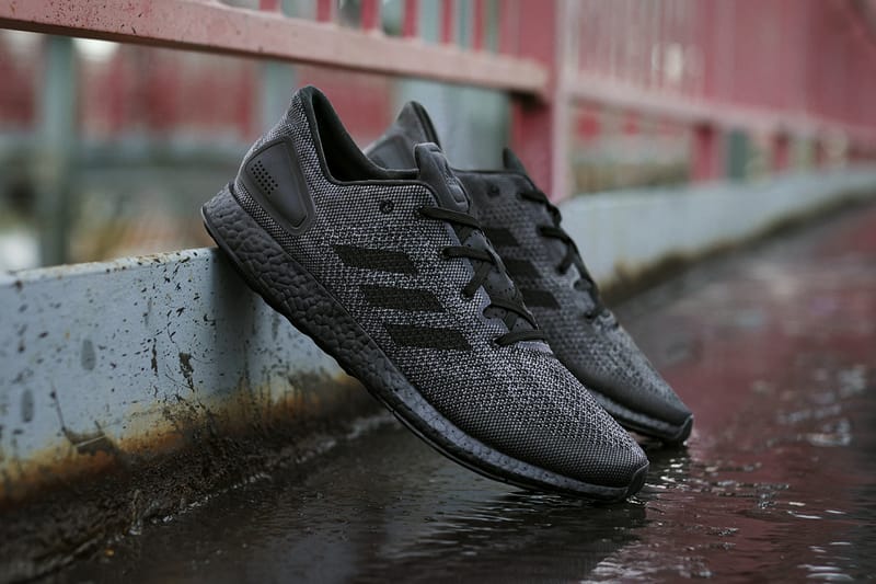 Pure boost all hot sale black