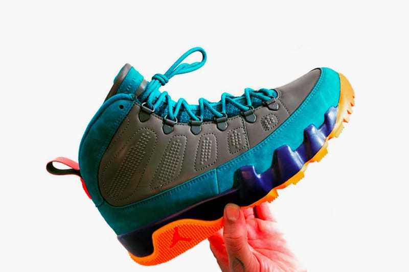 Multicolor store jordan 9s