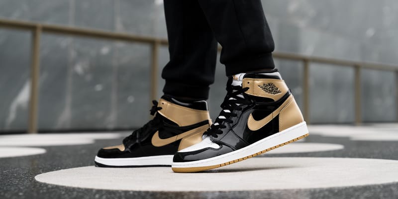 Black gold best sale and white 1s