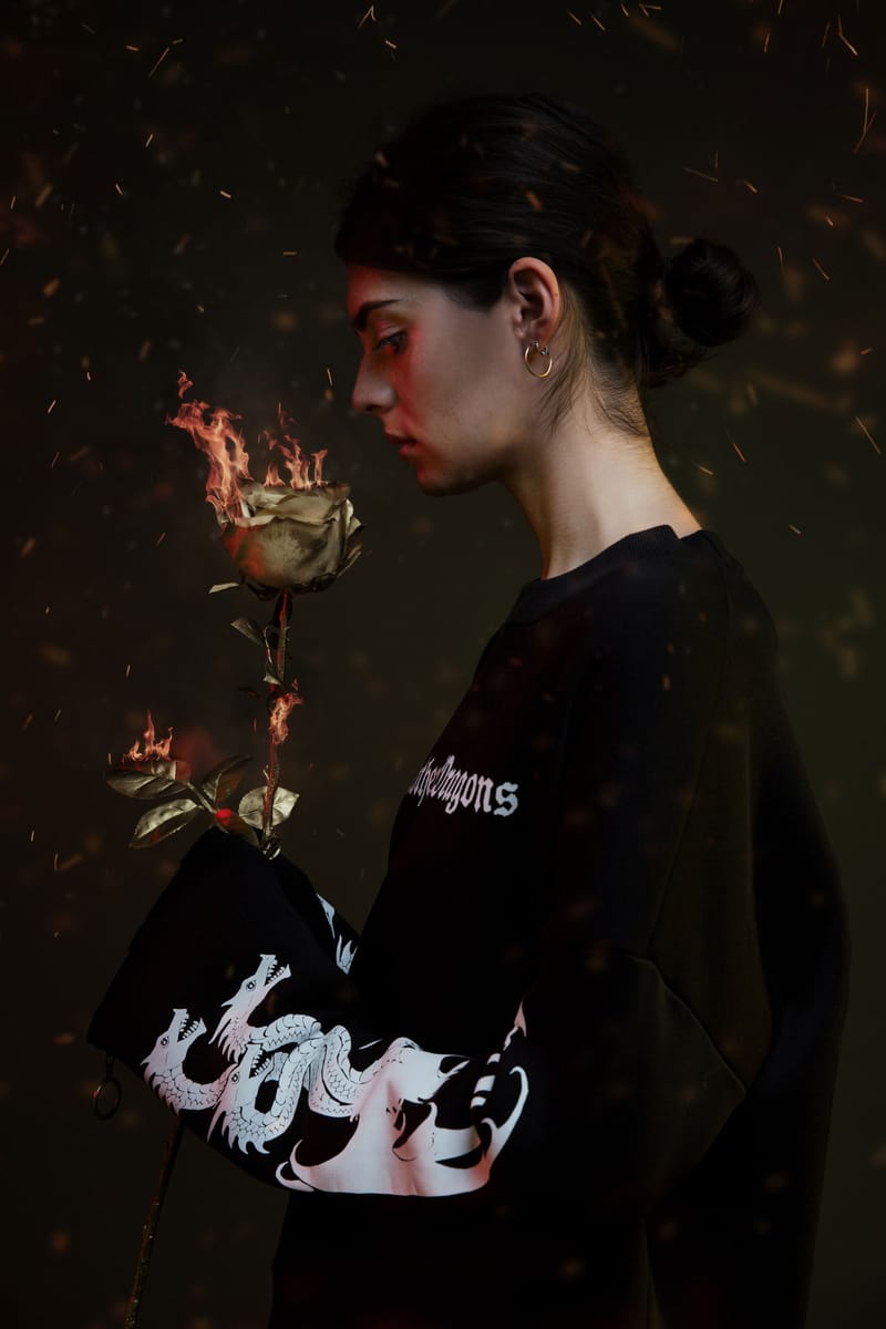 DROP DEAD トレンチコート Game of Thrones Game of Thrones' x Drop Dead 2017 Collection | Hypebeast