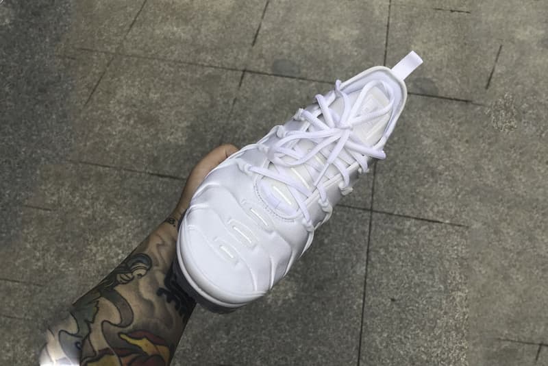 vapormax plus silver