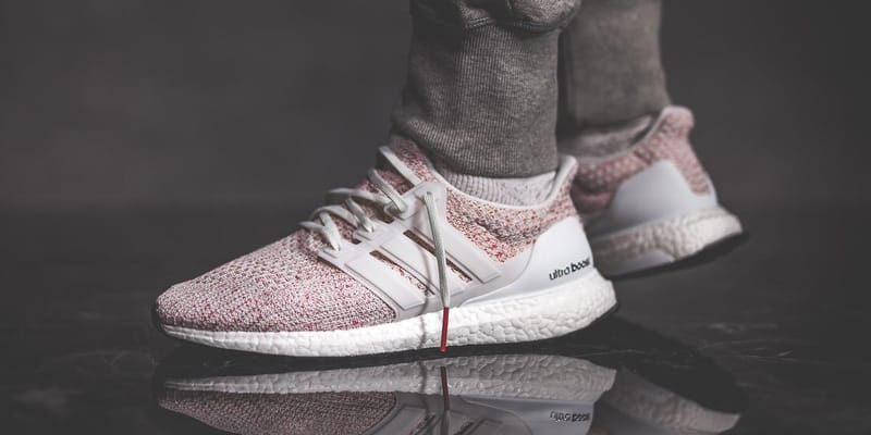 Ultra boost 4.0 outlet noble red on feet