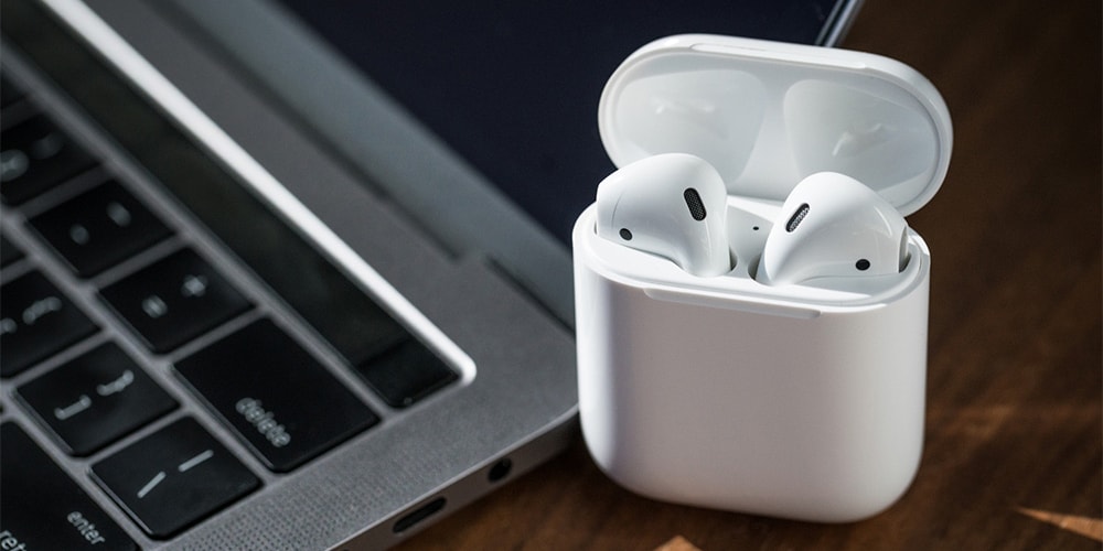 Новые Apple AirPods появятся в 2018 году