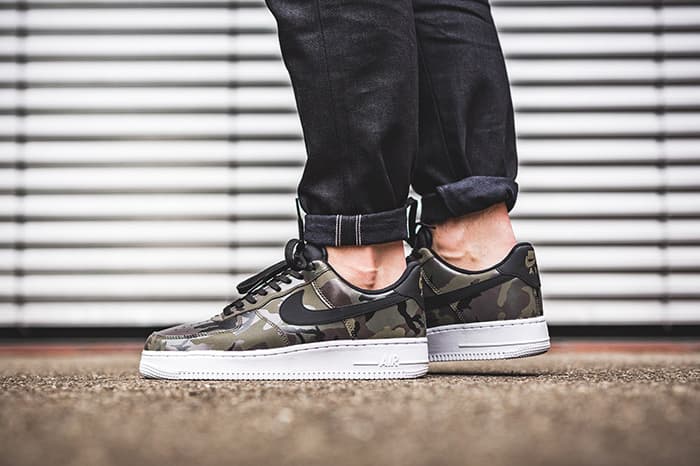 nike air force 1 camo grey