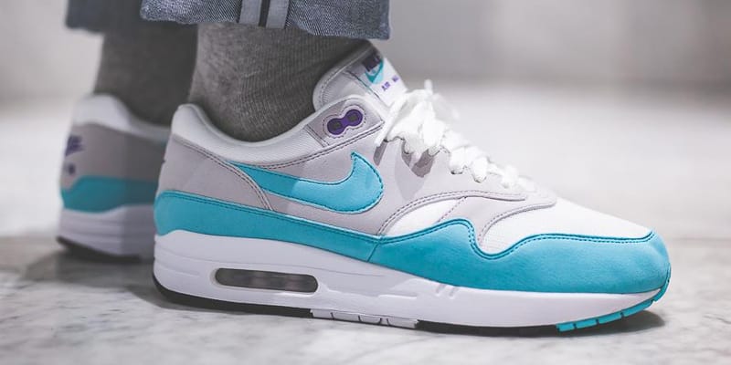 Nike air max 1 shop anniversary aqua on feet