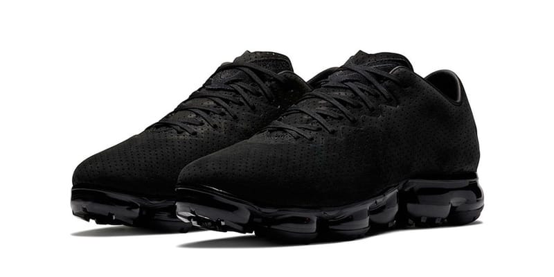 Nike air vapormax leather triple sales black