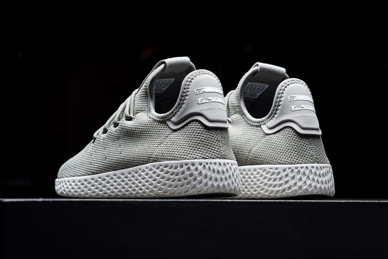 Adidas pharrell williams hu on sale grey