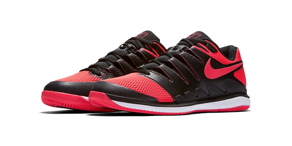 Roger Federer's NikeCourt Air Zoom Vapor X | Hypebeast