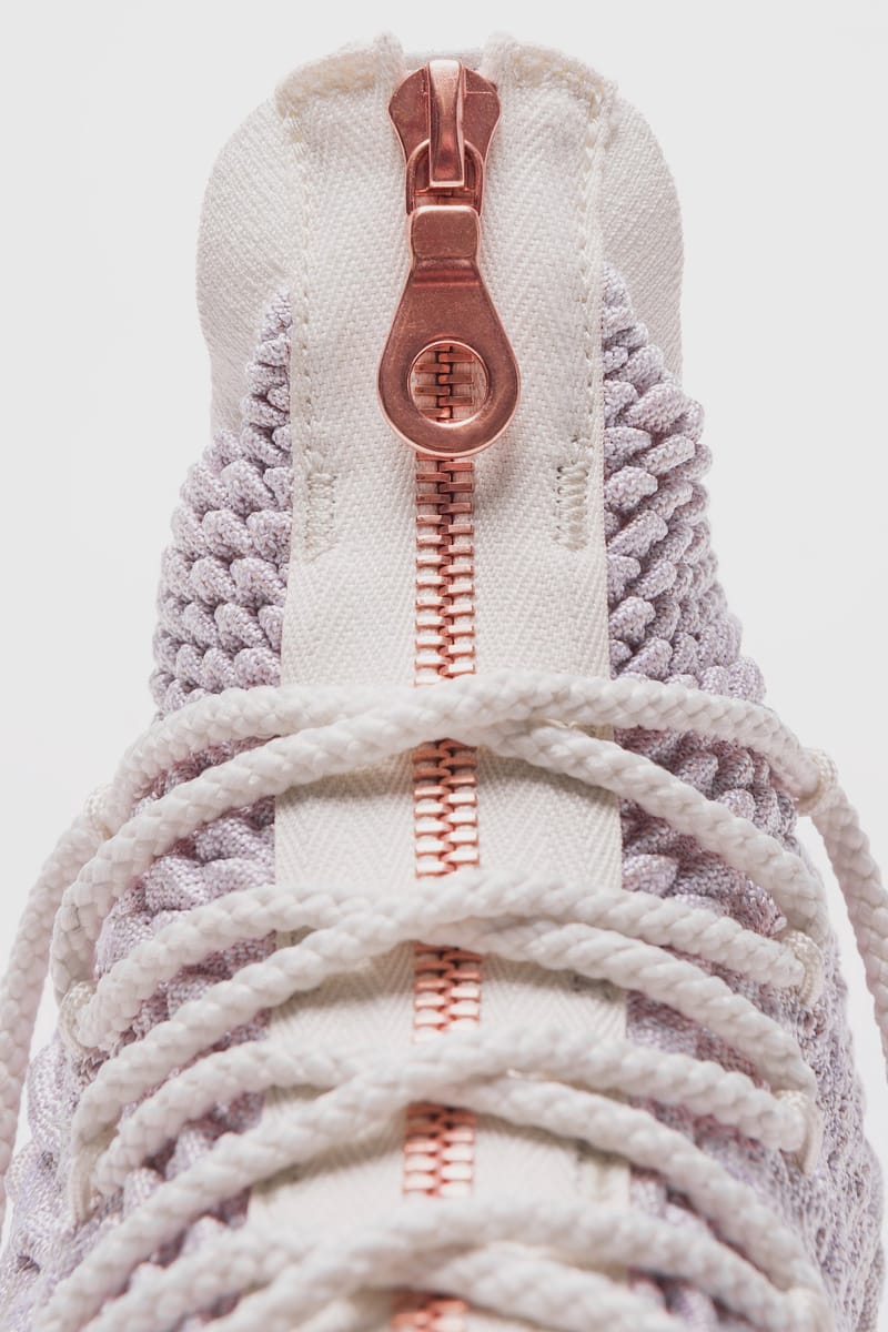 Lebron 15 outlet kith pink