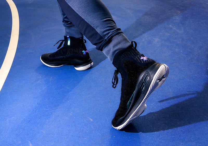 Black and blue on sale curry 4