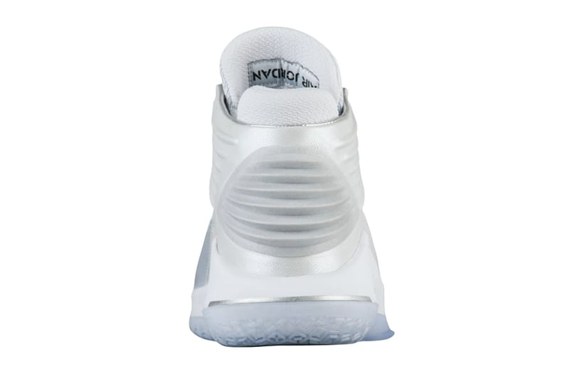 Jordan 32 platinum online