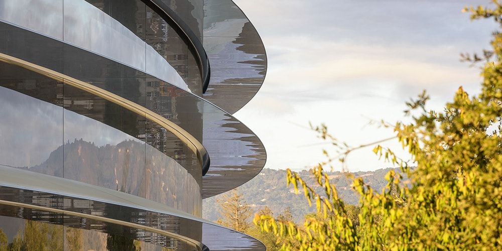 Apple откроет новый кампус, наймет 20 000 сотрудников и исследует внутреннее производство