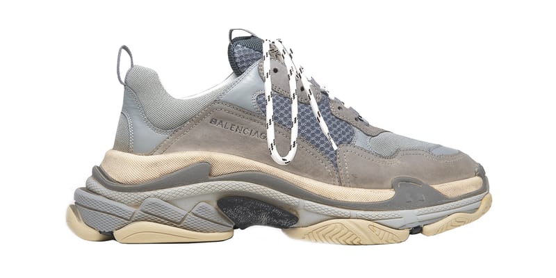 Triple s hot sale grey