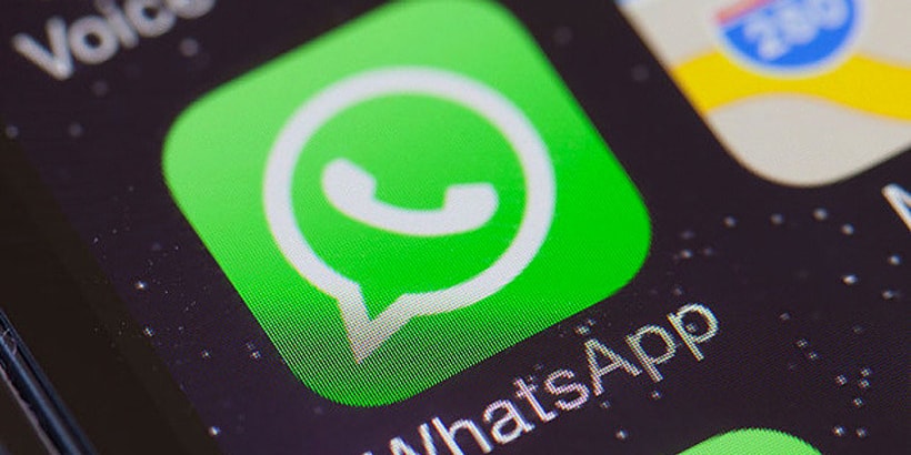 Instagram дразнит возможностью подключать истории к WhatsApp