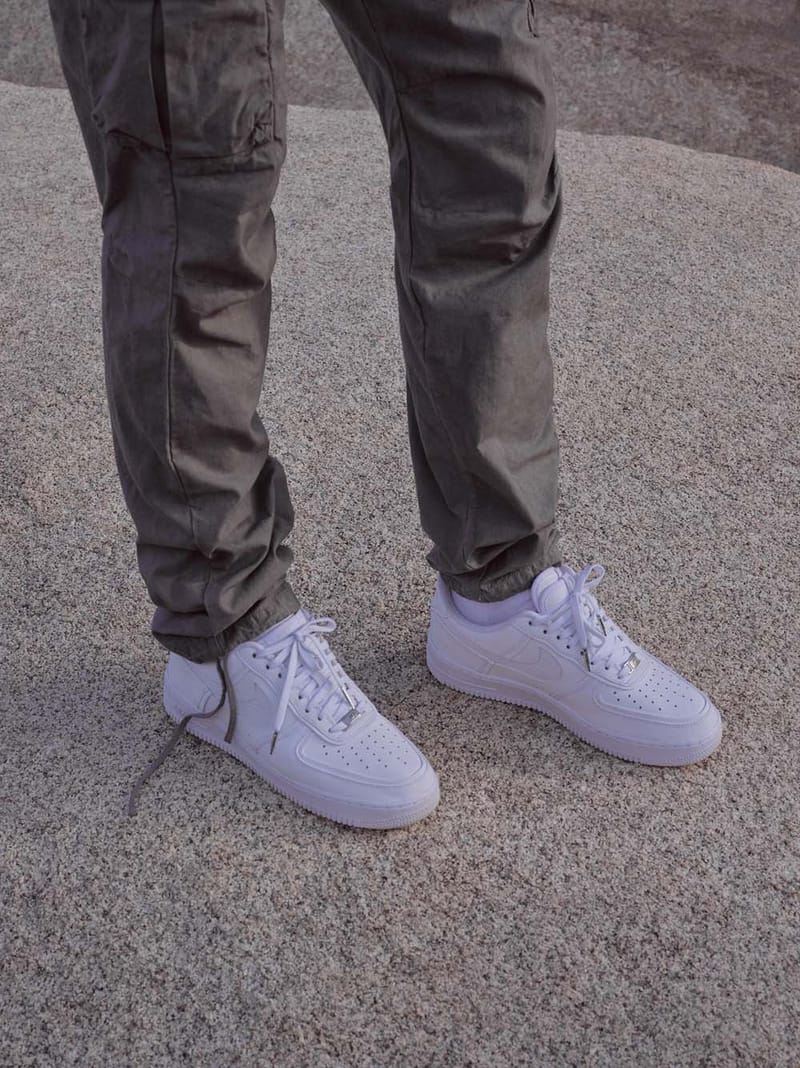 John elliott air cheap force 1 on feet