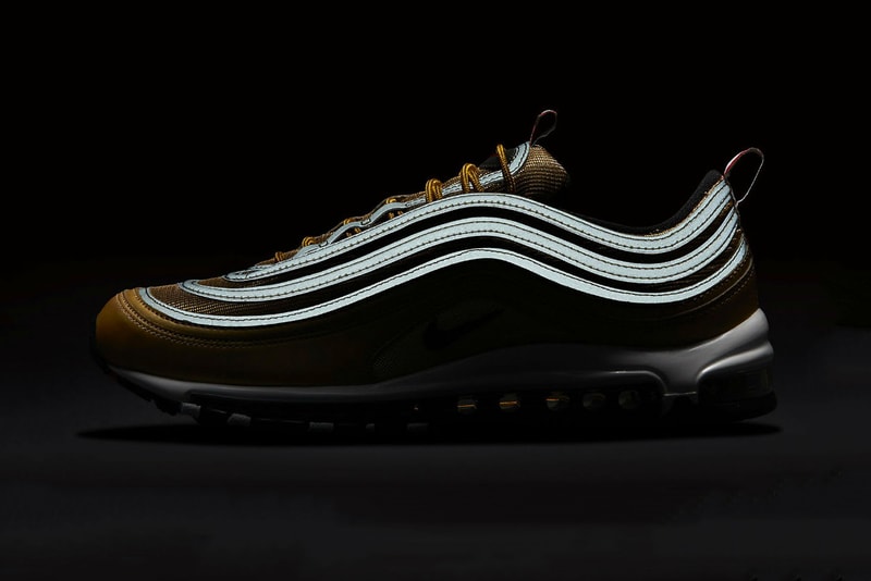 Nike Air Max 97 Metallic Gold Silver Nike Air Max 97 "Metallic Gold Italy" Release | Hypebeast