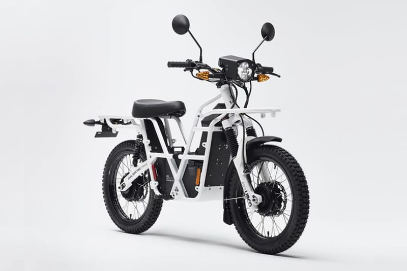 電動オンロード２台　ツーリングカー２台　当時物 電動オンロード2台 ツーリングカー2台 当時物 電動オンロード2台