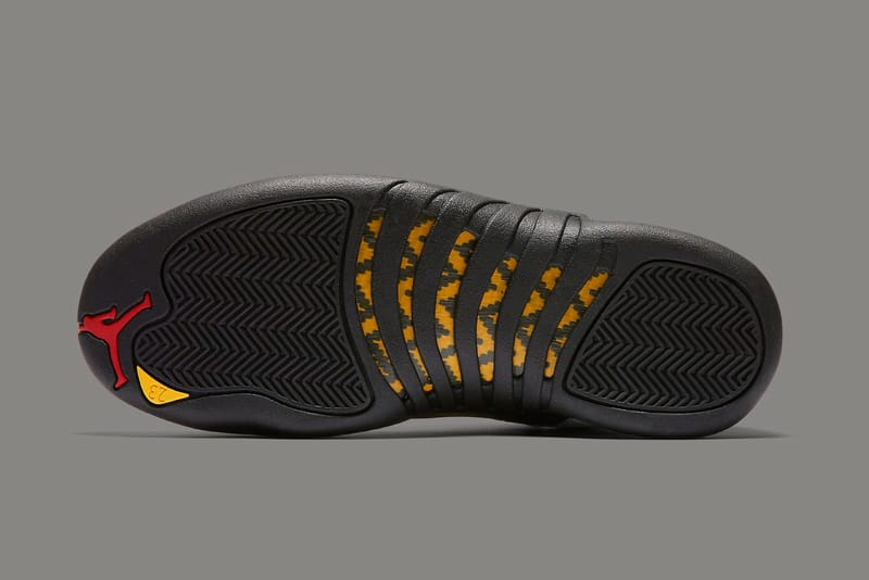 Jordan 12 best sale taxi mens