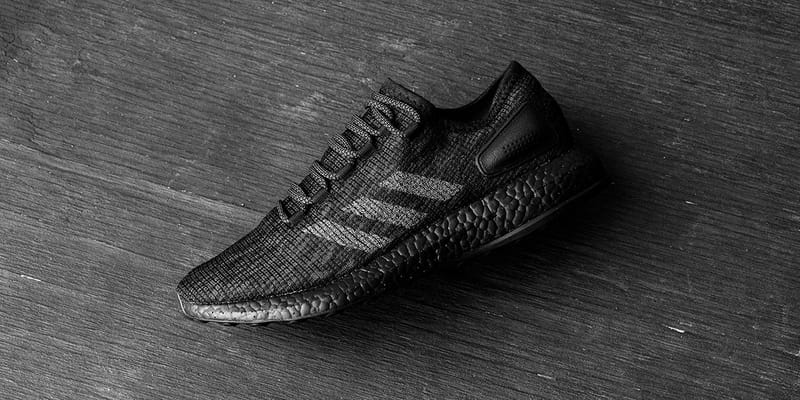 Pure boost hotsell triple black 2018