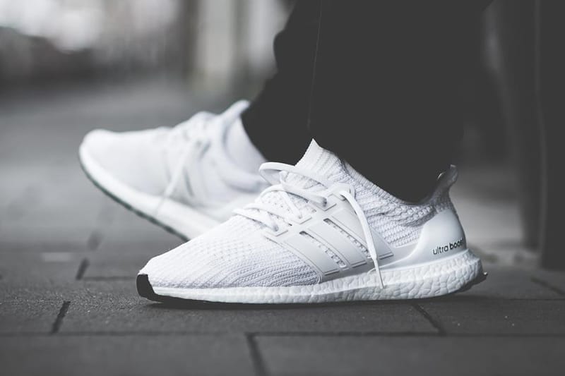 Ultra boost 4.0 2025 all white on feet