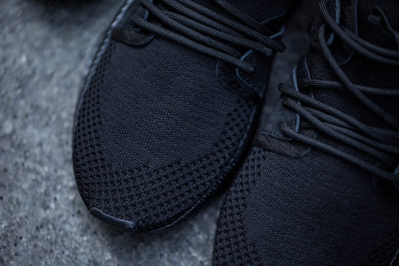 Yeezy 2024 black panther