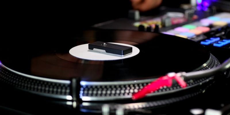 MWM Introduces Wireless Turntable Needle Phase | Hypebeast