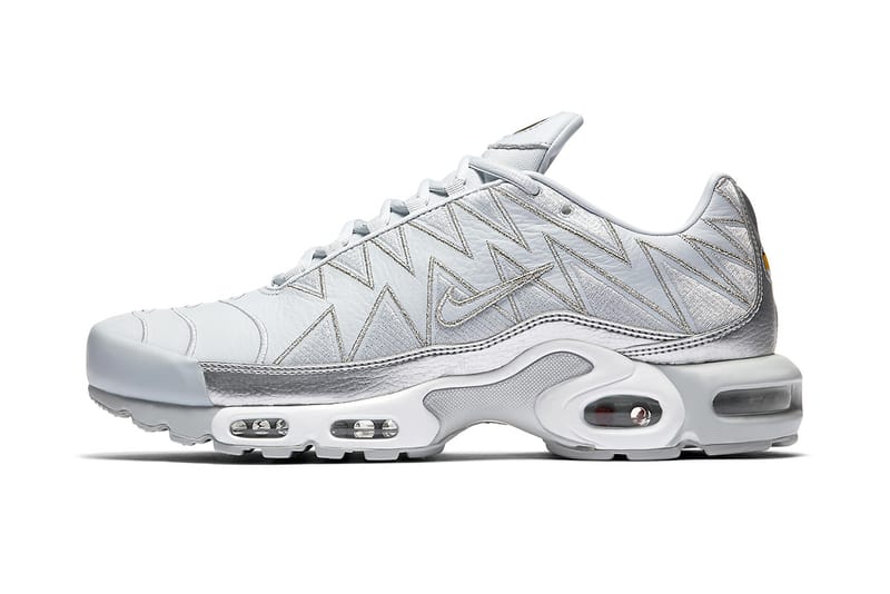 Nike Air Max Plus Metallic Silver Zig Zag Update Hypebeast