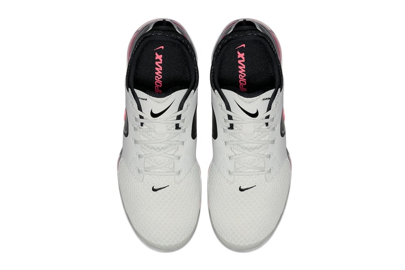 vapormax black hot punch