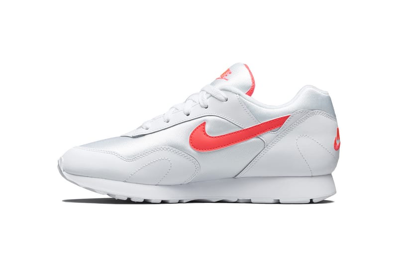 Nike hot sale outburst sneaker