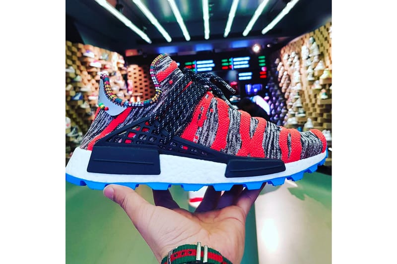 Pharrell cheap nmd afro