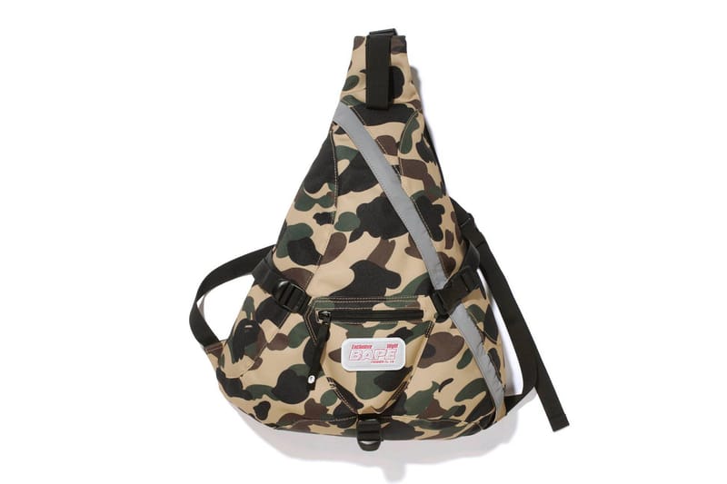 Bape camo hot sale shoulder bag