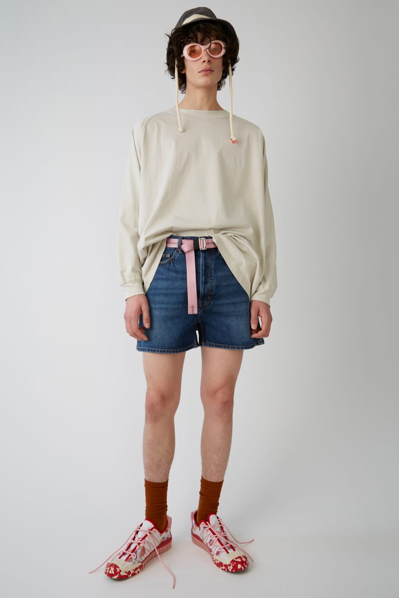 Acne Studios Spring/Summer 2018 Blå Konst | Hypebeast
