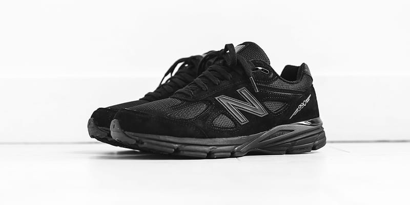 New balance 990 triple black hotsell