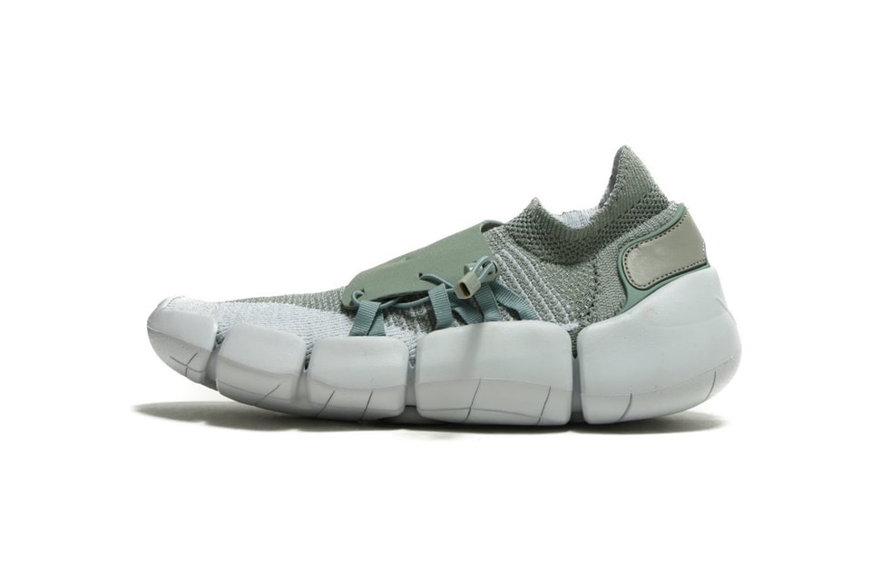 footscape flyknit dm on feet