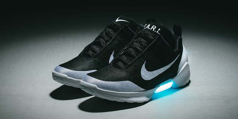 Nike fashion hyperadapt 1.0 black white