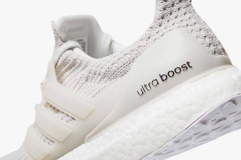 Adidas ultra boost 2024 4.0 chalk pearl