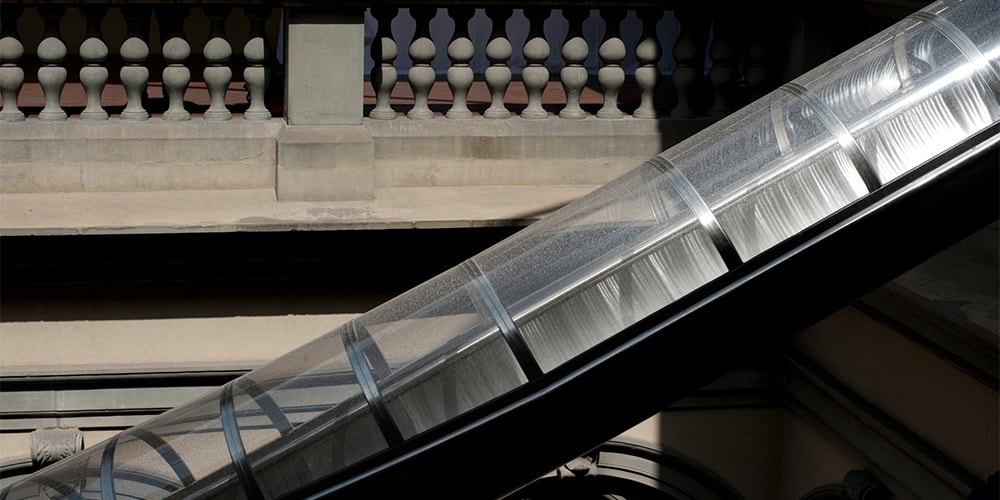 Карстон Хеллер возводит 60-футовые горки во флорентийском Палаццо Строцци